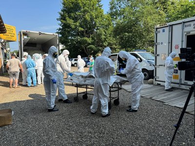 До Чернівців привезли 50 репатрійованих тіл з фронту: як їх ідентифікують До Чернівців привезли 50 репатрійованих тіл з фронту: як їх ідентифікують