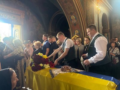 У Вінниці попрощались із захисником Єгором Басюком У Вінниці попрощались із захисником Єгором Басюком