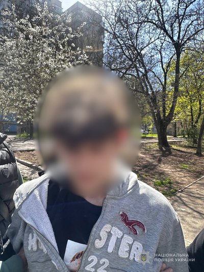В Одесі затримали чоловіка, підозрюваного у підпалі мікроавтобуса в Пересипському районі В Одесі затримали чоловіка, підозрюваного у підпалі мікроавтобуса в Пересипському районі