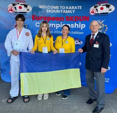 "Ми працювали у восьми категоріях": каратисти з Одещини зайняли призові місця на чемпіонаті Європи