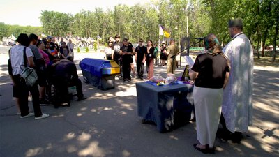 У Кропивницькому попрощались із військовими Миколою Костюченком та Кирилом Ревою У Кропивницькому попрощались із військовими Миколою Костюченком та Кирилом Ревою