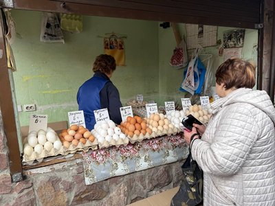 Ціни на яйця перед Великоднем у Львові: чи є дефіцит Ціни на яйця перед Великоднем у Львові: чи є дефіцит