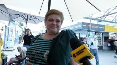 На Житньому ринку в Житомирі черешня коштує до 250 гривень за кілог-рам На Житньому ринку в Житомирі черешня коштує до 250 гривень за кілог-рам