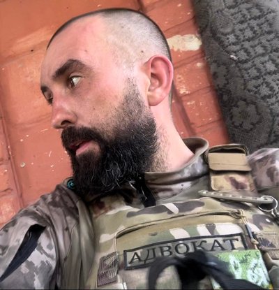 “Не міг уявити, що буду “на нулі”: інтерв’ю з розвідником-адвокатом з Одеси, який отримав поранення на Донеччині “Не міг уявити, що буду “на нулі”: інтерв’ю з розвідником-адвокатом з Одеси, який отримав поранення на Донеччині