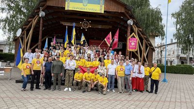 Готуються до всеукраїнського етапу змагань "Сокіл" (Джура) Готуються до всеукраїнського етапу змагань "Сокіл" (Джура)
