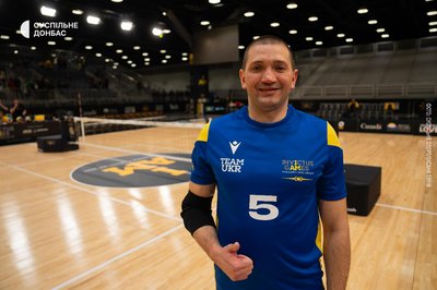 Україна вийшла в півфінал Ігор нескорених у волейболі сидячи. Донеччани поділились враженнями