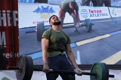 У Києві провели фінал спортивних змагань "Київ Незламний" для військових та ветеранів У Києві провели фінал спортивних змагань "Київ Незламний" для військових та ветеранів