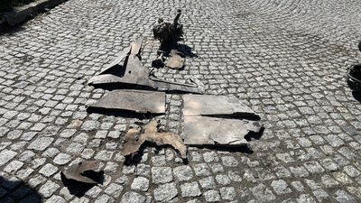 Уламки дрона в слобідському районі Уламки дрона в слобідському районі