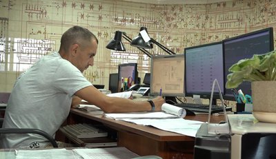"На крайній випадок є дача з пічкою": як черкащани підлаштовуються під графіки відключень "На крайній випадок є дача з пічкою": як черкащани підлаштовуються під графіки відключень