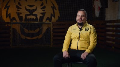 "Я перестав спілкуватися з сім’єю після питання «"Чий Крим?"»: історії росіян, які мріють отримати громадянство України "Я перестав спілкуватися з сім’єю після питання «"Чий Крим?"»: історії росіян, які мріють отримати громадянство України