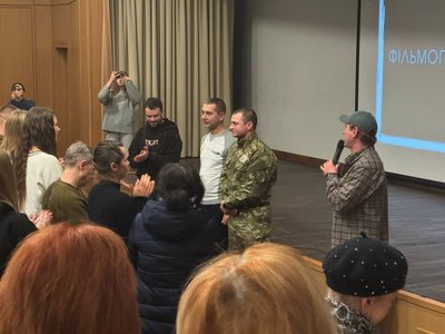 У Дніпрі презентували матеріали фільму волонтера-евакуаційника Дениса Христова У Дніпрі презентували матеріали фільму волонтера-евакуаційника Дениса Христова