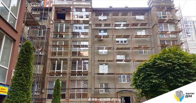 Програма "Віднови дім": місія ЄС перевіряла, як відбудовують зруйновані війною будинки в Ірпені Програма "Віднови дім": місія ЄС перевіряла, як відбудовують зруйновані війною будинки в Ірпені