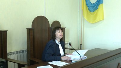 Справу щодо забудови набережної Тетерева відклали: суд дав час для ознайомлення з матеріалами справи третім особам Справу щодо забудови набережної Тетерева відклали: суд дав час для ознайомлення з матеріалами справи третім особам