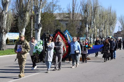На Кіровоградщині попрощалися з трьома захисниками