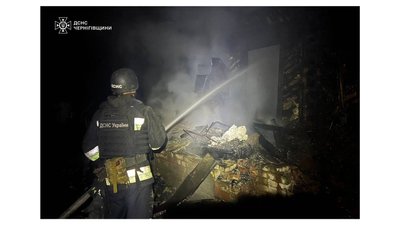 Під час пожежі на Чернігівщині загинув хлопець Під час пожежі на Чернігівщині загинув хлопець
