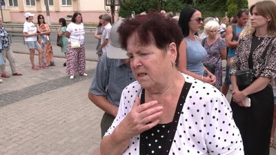 На Рівненщині жителі громади звинувачують її голову у побитті жінки, образах та погрозах На Рівненщині жителі громади звинувачують її голову у побитті жінки, образах та погрозах