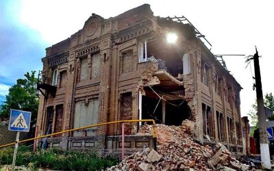 ТОП—7 архітектурних пам'ятників Маріуполя, які знищили росіяни ТОП—7 архітектурних пам'ятників Маріуполя, які знищили росіяни