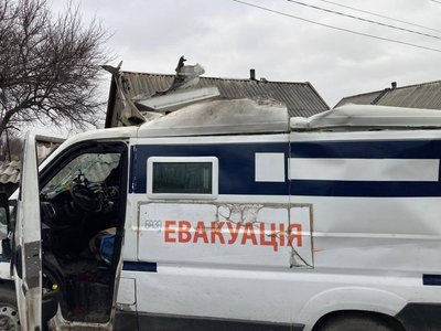 На Дніпропетровщині лікують пораненого британського волонтера Едварда після удару дрону армії РФ На Дніпропетровщині лікують пораненого британського волонтера Едварда після удару дрону армії РФ