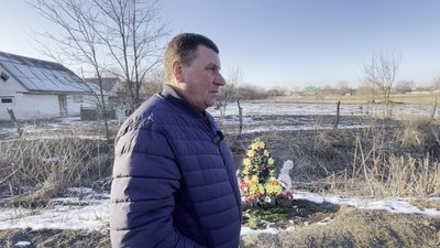 Кожен із батьків загиблих у ДТП дівчат на Чернігівщині подав позов на майже 5 млн грн моральної компенсації Кожен із батьків загиблих у ДТП дівчат на Чернігівщині подав позов на майже 5 млн грн моральної компенсації