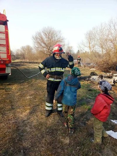 17 років у ДСНС, а тепер — у ССО: дружина військового з Хмельниччини розповіла про його службу 17 років у ДСНС, а тепер — у ССО: дружина військового з Хмельниччини розповіла про його службу