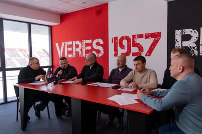 Матч Металіст 1925 — Верес дограють у Рівному 15 квітня