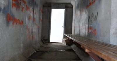 Сміття, сморід, крики та бездомні: дніпряни скаржаться на стан модульних укриттів. Що кажуть у міськраді та експерти Сміття, сморід, крики та бездомні: дніпряни скаржаться на стан модульних укриттів. Що кажуть у міськраді та експерти
