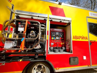 Одеські комунальники отримали машини для ремонту теплових мереж Одеські комунальники отримали машини для ремонту теплових мереж