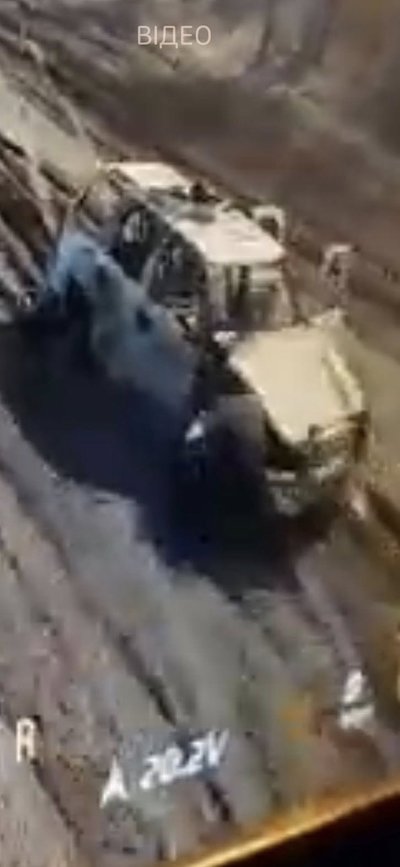 "Ми зрозуміли, що горимо": військовослужбовці з Одеси пережили підрив на міні, авто згоріло "Ми зрозуміли, що горимо": військовослужбовці з Одеси пережили підрив на міні, авто згоріло