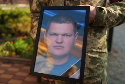 «Загинув через три місяці»: у Сумах попрощалися з військовослужбовцем Олександром Счаслівцевим «Загинув через три місяці»: у Сумах попрощалися з військовослужбовцем Олександром Счаслівцевим