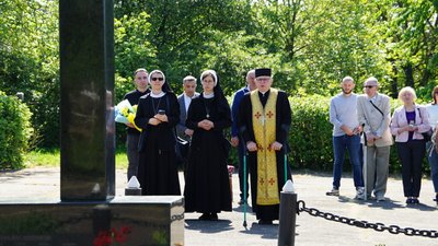 У Житомирі вшановують пам'ять жертв політичних репресій У Житомирі вшановують пам'ять жертв політичних репресій