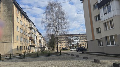Багатоповерхові будинки, Коломия Багатоповерхові будинки, Коломия