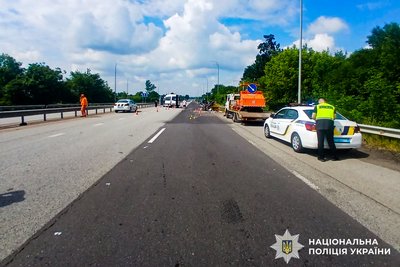 Травмувався працівник дорожньої служби внаслідок ДТП на Рівненщині Травмувався працівник дорожньої служби внаслідок ДТП на Рівненщині