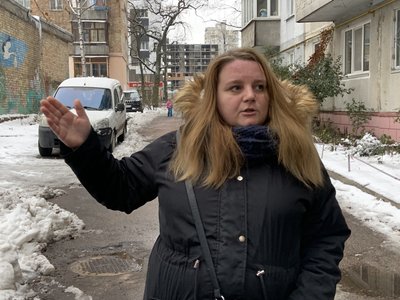 У Києві не пустили дітей в укриття із собакою під час тривоги: деталі інциденту У Києві не пустили дітей в укриття із собакою під час тривоги: деталі інциденту