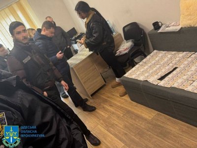 В Одесі затримали організаторів фінансової піраміди "VinEco" та "Vinex Тrade" — поліція В Одесі затримали організаторів фінансової піраміди "VinEco" та "Vinex Тrade" — поліція