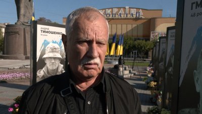 Повномасштабну війну зустрів на Луганщині. З 57-річним військовим Віктором Лєніком попрощалися у Рівному Повномасштабну війну зустрів на Луганщині. З 57-річним військовим Віктором Лєніком попрощалися у Рівному