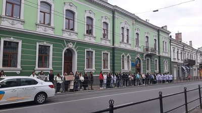Вулиця Руська, хвилина мовчання, медики, Тернопіль Вулиця Руська, хвилина мовчання, медики, Тернопіль