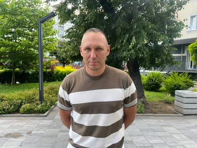 Житомиряни власним коштом відремонтували одну з конструкцій у скейт-парку Житомиряни власним коштом відремонтували одну з конструкцій у скейт-парку