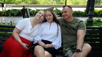 Тато — у ЗСУ, донька — на сцені: історія родини Артюшкіних з Одеси Тато — у ЗСУ, донька — на сцені: історія родини Артюшкіних з Одеси