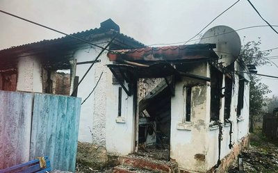 У Рубіжному внаслідок атаки РФ горіли житлові будинки У Рубіжному внаслідок атаки РФ горіли житлові будинки