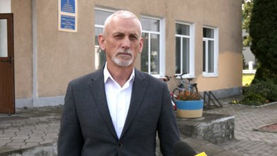 У селі на Волині зупинили будівництво церкви УПЦ МП. Реакція людей та облради У селі на Волині зупинили будівництво церкви УПЦ МП. Реакція людей та облради