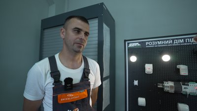 У Житомирі відкрили центр електротехнічного напрямку для студентів Професійного коледжу технічних інновацій У Житомирі відкрили центр електротехнічного напрямку для студентів Професійного коледжу технічних інновацій