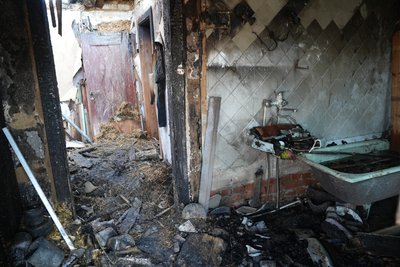 Поцілили у житлові квартали. Які наслідки російських атак Корабельного району Херсона Поцілили у житлові квартали. Які наслідки російських атак Корабельного району Херсона
