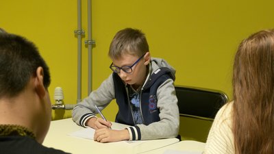 Підземна школа в Люботиному