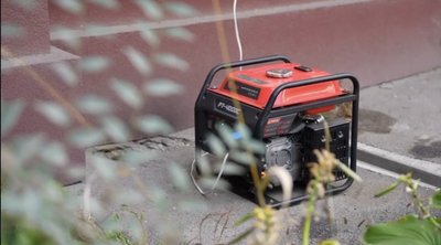 Блекаут у Дніпрі. Черги на транспорт та за водою: що розповідають жителі міста