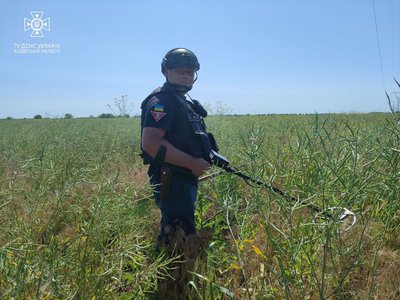 Одеські піротехніки знешкодили на деокупованих територіях протягом тижня майже 300 боєприпасів Одеські піротехніки знешкодили на деокупованих територіях протягом тижня майже 300 боєприпасів