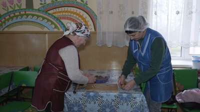 На Вінниччині волонтери готують для оборонців кутю На Вінниччині волонтери готують для оборонців кутю