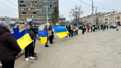 У Вінниці під час хвилини мовчання вшанували пам'ять загиблого Ігоря Довганя У Вінниці під час хвилини мовчання вшанували пам'ять загиблого Ігоря Довганя
