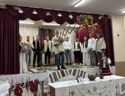 Боронявський Шархань — унікальний різдвяний звичай зберігають у селі Бороняво на Закарпатті Боронявський Шархань — унікальний різдвяний звичай зберігають у селі Бороняво на Закарпатті