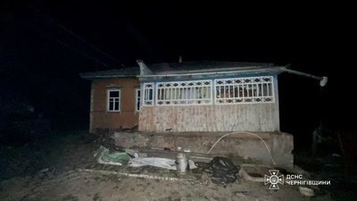 Унаслідок пожежі будинку в селі Бурківка на Чернігівщині загинув господар Унаслідок пожежі будинку в селі Бурківка на Чернігівщині загинув господар