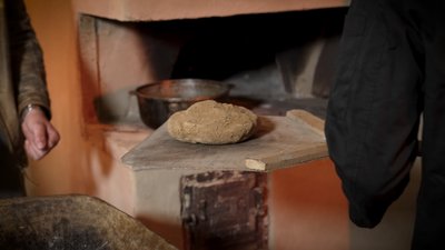 "Кулінарний спадок": як вояки УПА пекли хліб із жолудів на Рівненщині "Кулінарний спадок": як вояки УПА пекли хліб із жолудів на Рівненщині